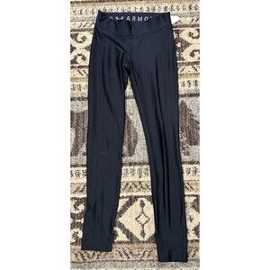 Women’s under Armour compression heat gear small S black leggings